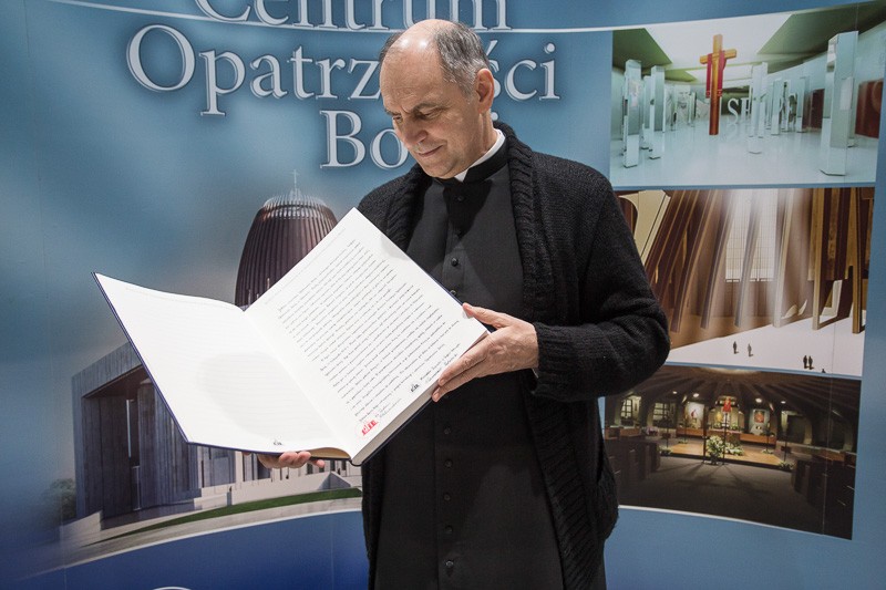 Księga Łask Sanktuarium Opatrzności Bożej - ks. Tadeusz Aleksandrowicz