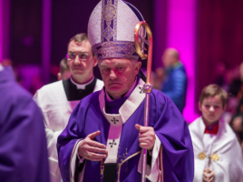 Kardynał Nycz - Środa Popielcowa
