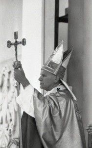 Św. Jan Paweł II Foto Ryszard Rzepecki Mt 5,14