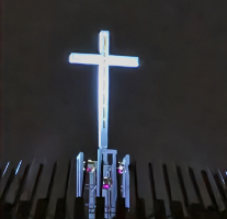 Krzyż wieńczący kopułę Sanktuarium Opatrzności Bożej iluminacja 207x207
