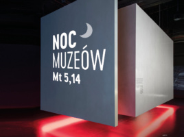 Plakat Noc Muzeów Muzeum Jana Pawła II i Prymasa Wyszyńskiego_13.05.2023