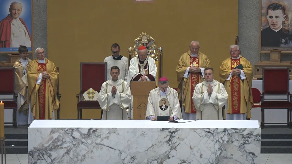 Akt Zawierzenia_bp Roman Pindel_wniesienie relikwii św. Józefa Bilczewskiego