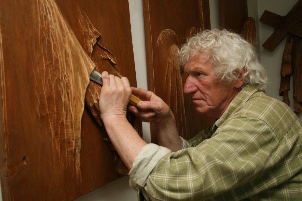 Jan Dawid Kuraciński pracuje nad Drogą Krzyżową