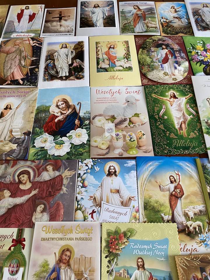 Karty wielkanocne nadesłane przez Przyjaciół i Darczyńców Sanktuarium Opatrzności Bożej